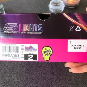 EUC Youth Girls Skechers Size 2